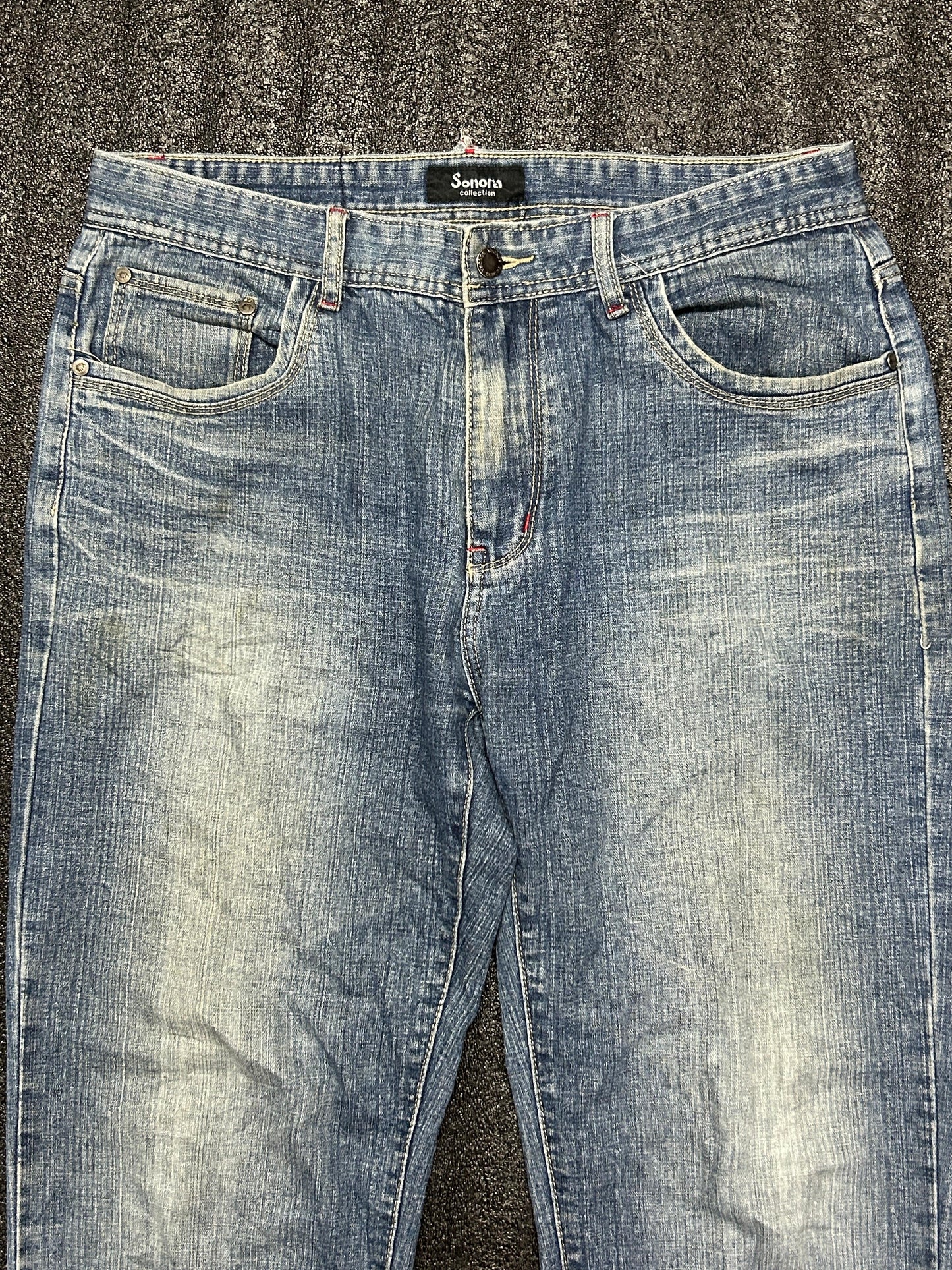 Baggy jeans