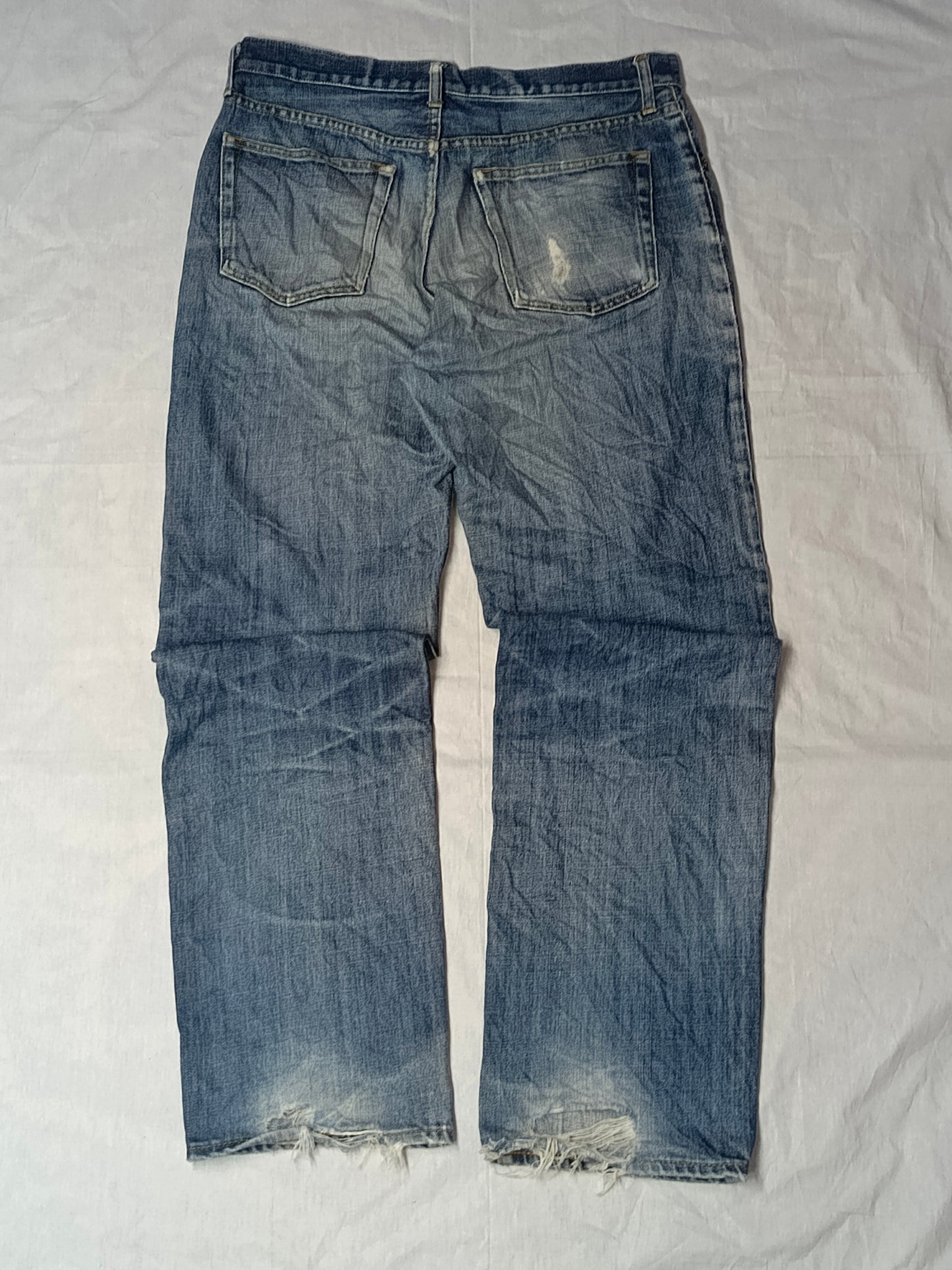 Baggy jeans