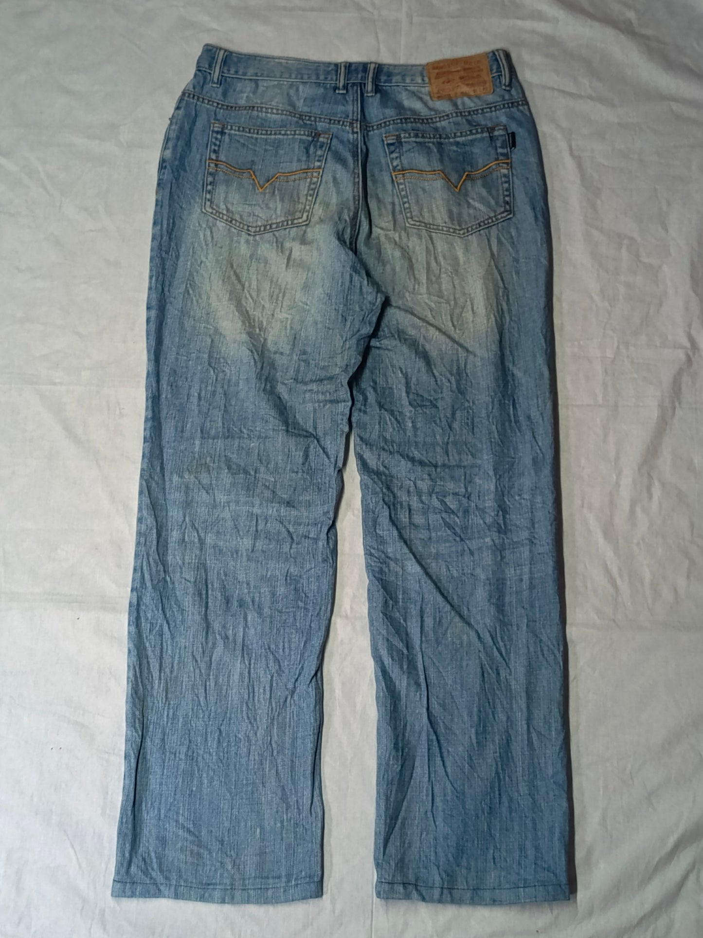 Baggy jeans