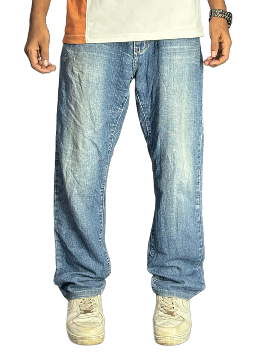 Baggy jeans