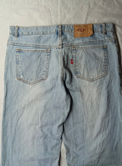 Damage baggy jeans